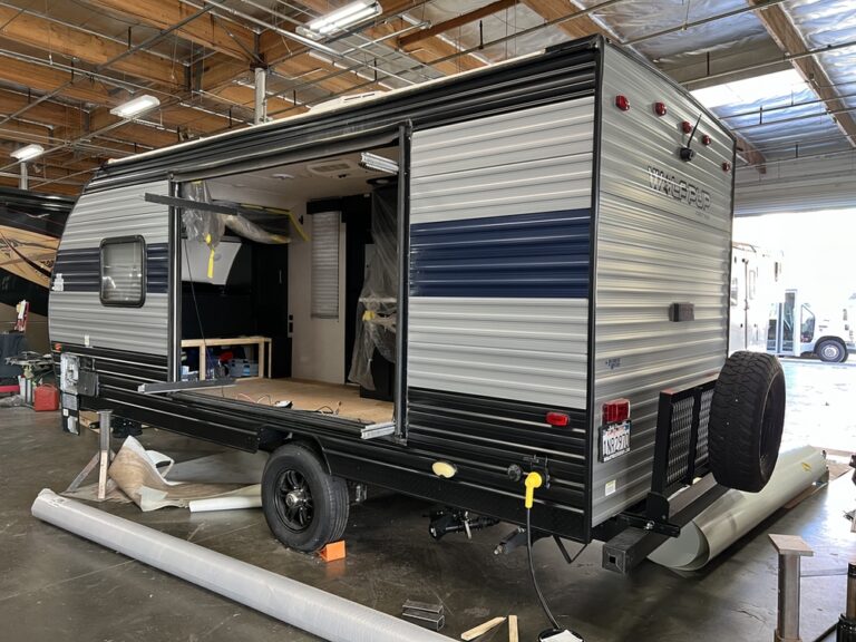 Camper Slideout Repair Shop